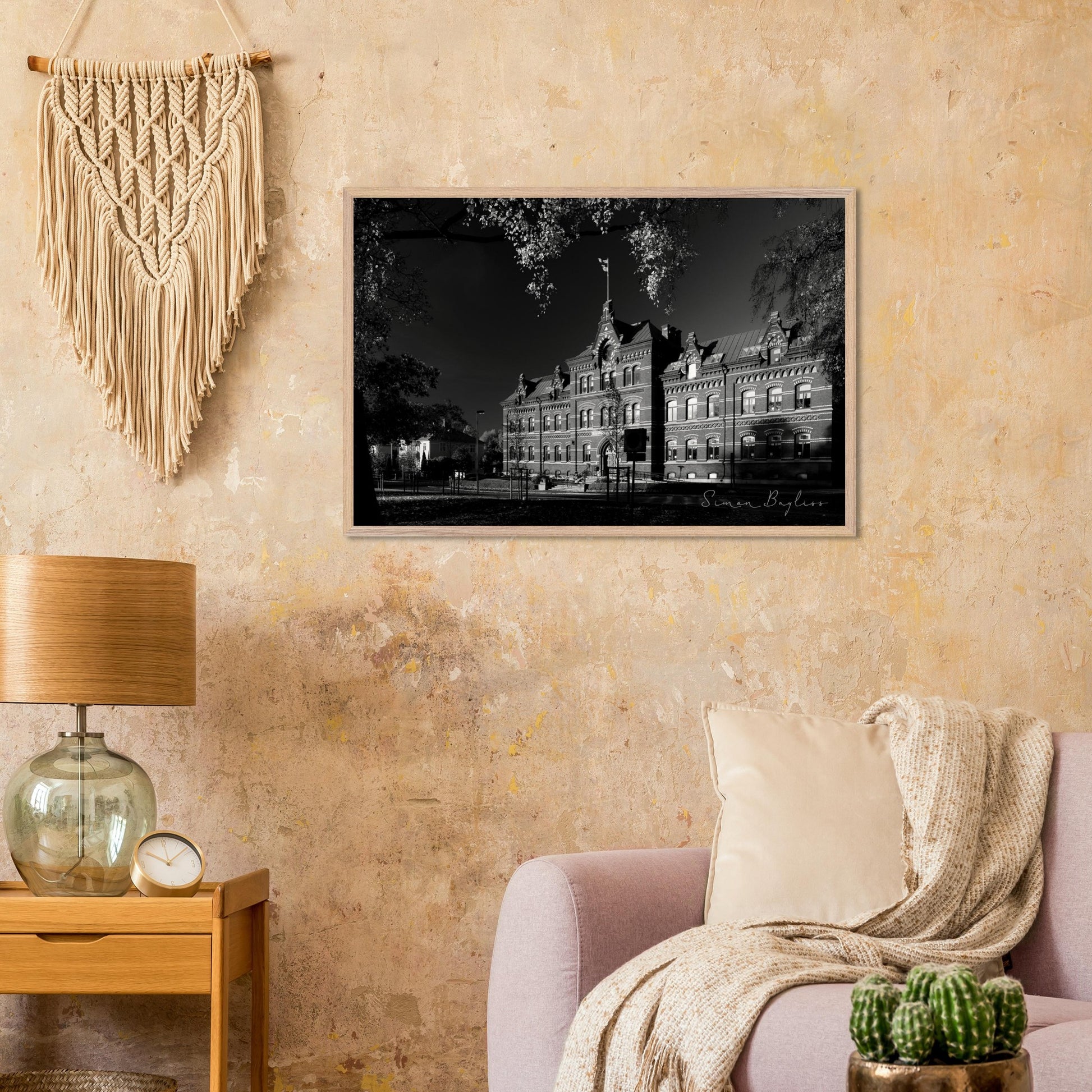 dbbe925f-0da8-4e48-a9dd-559f59f0788a