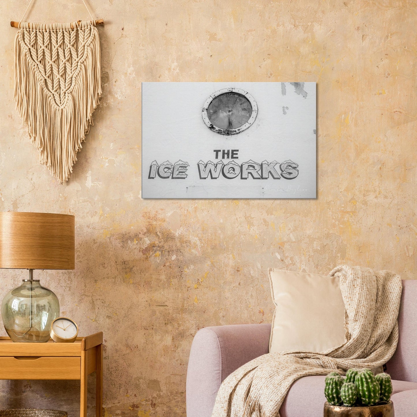 fcd26f3e-e90e-43e8-9584-6acefa0fa7e9